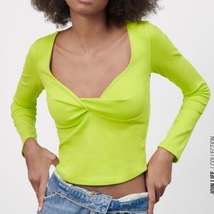 𝅺ZARA KNOTTED TOP💟